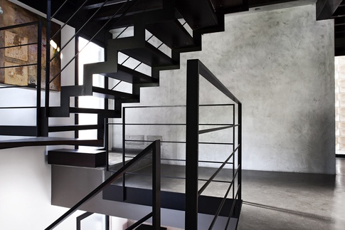 Studio in stile moderno di 80 di COLLETTIVO_INVƎRSO