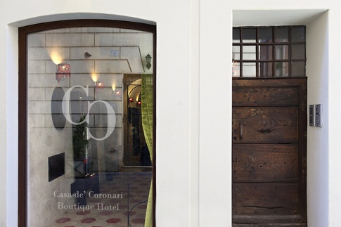 Ingresso in stile eclettico di 60 di COLLETTIVO_INVƎRSO