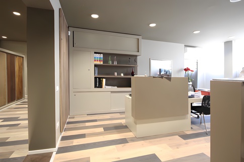 Open Space in stile moderno di 750 di JFD Juri Favilli Design