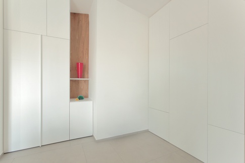 Open Space in stile contemporaneo di 40 di Paolo Basco Architetto Open Space in stile contemporaneo di 40 di Paolo Basco Architetto