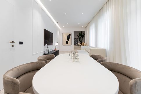 Open Space in stile glamour di 50 di Desearq studio - architettura e interior design