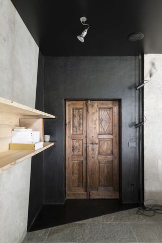 Studio in stile industriale di 40 di Moroni Architettura 2.0 Studio in stile industriale di 40 di Moroni Architettura 2.0