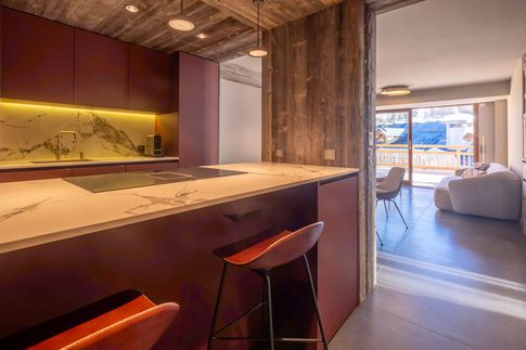 Cucina in stile moderno di 35 di Design Alpino