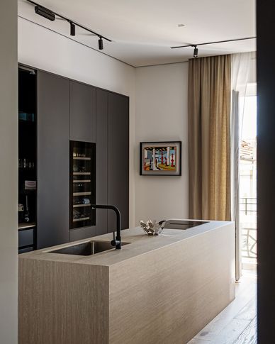 Open Space in stile contemporaneo di 43 di kkarchitecture