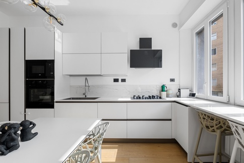 Cucina in stile contemporaneo di 25 di Greta Rosati Fotografa
