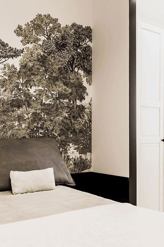 Camera da Letto in stile classico di 15 di Equus Architects