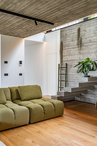 Open Space in stile contemporaneo di 40 di Alexandra Designer Open Space in stile contemporaneo di 40 di Alexandra Designer