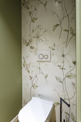 Bagno in stile contemporaneo di 2 di As architettura Bagno in stile contemporaneo di 2 di As architettura