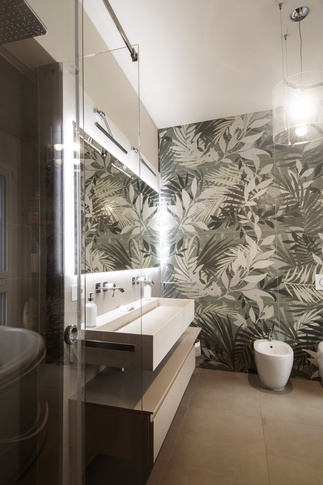 Bagno in stile contemporaneo di 8 di kkarchitecture