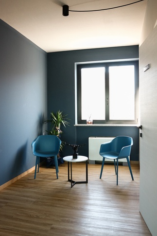 Ingresso in stile moderno di 25 di Studio LABventinove