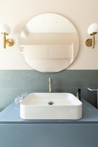 Bagno in stile retrò di 7 di Rachele Biancalani Studio Bagno in stile retrò di 7 di Rachele Biancalani Studio