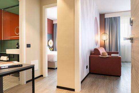 Camera da Letto in stile contemporaneo di 1 di Lorenzo Franzi | Fotografia