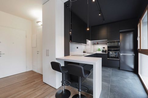 Cucina in stile moderno di 8 di Desearq studio - architettura e interior design