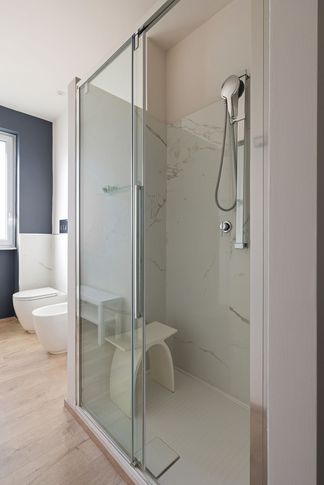 Bagno in stile contemporaneo di 12 di alberto4house