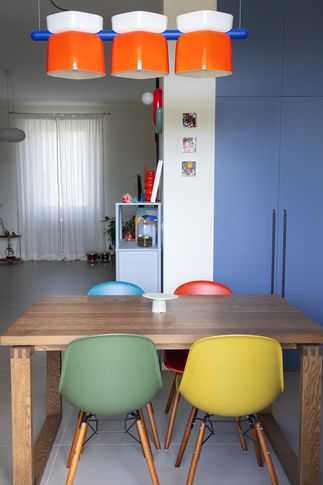 Open Space in stile contemporaneo di 35 di Studio Carlone