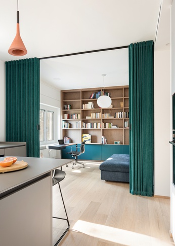 Studio in stile contemporaneo di 11 di TGA_Studio Studio in stile contemporaneo di 11 di TGA_Studio