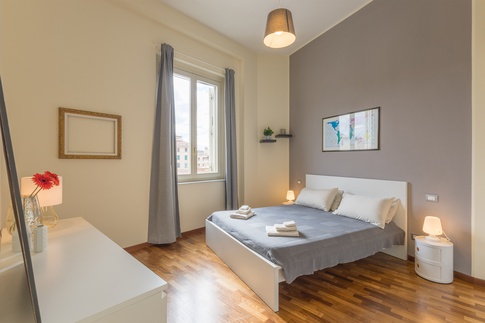 Camera da Letto in stile moderno di 16 di Lorenzo Rossi Architetto