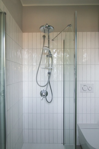 Bagno in stile vintage di 6 di Elena Russo Interiors