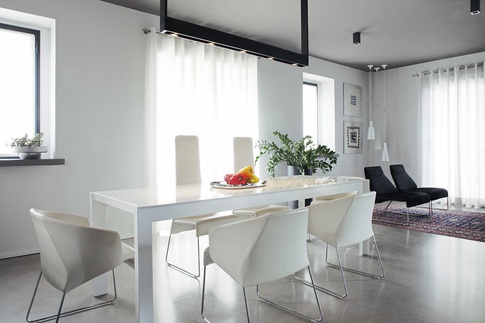 Open Space in stile moderno di 90 di COLLETTIVO_INVƎRSO