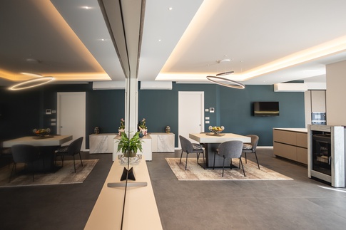 Soggiorno in stile contemporaneo di 40 di Architetto Zavagnini Daniele