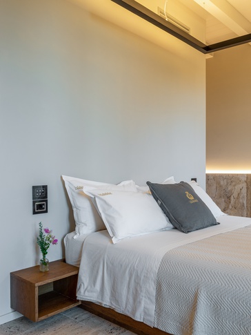 Camera da Letto in stile contemporaneo di 80 di EmmePi Architettura