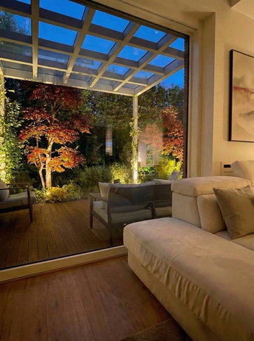 Giardino in stile contemporaneo di 80 di Francesca Silvestri Giardino in stile contemporaneo di 80 di Francesca Silvestri