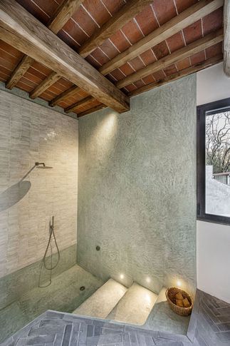 Bagno in stile contemporaneo di 10 di Nauraleverticale Bagno in stile contemporaneo di 10 di Nauraleverticale