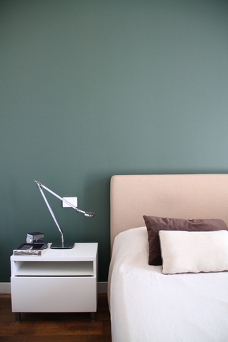 Camera da Letto in stile contemporaneo di 14 di Elena Russo Interiors