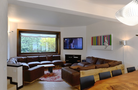 Soggiorno in stile moderno di 45 di RGAstudio