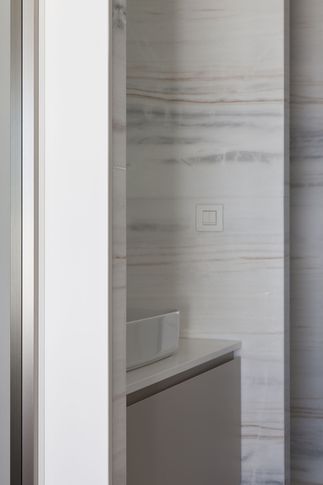 Bagno in stile minimal di 4 di Ciliegio Esterno