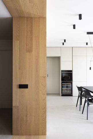 Open Space in stile contemporaneo di 40 di valeria ingrao architetto Open Space in stile contemporaneo di 40 di valeria ingrao architetto