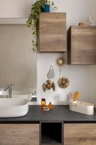 Bagno in stile contemporaneo di 7 di Caterina Scamardella Architetto