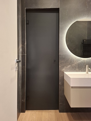 Bagno in stile contemporaneo di 4 di Colandrea Bausano Architetti Bagno in stile contemporaneo di 4 di Colandrea Bausano Architetti