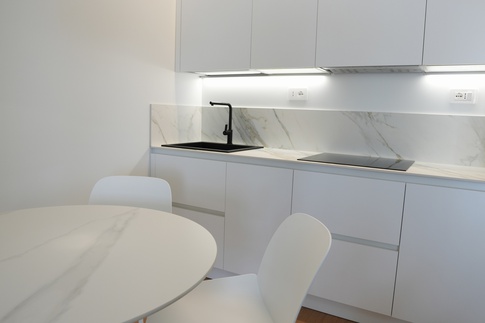Open Space in stile mediterraneo di 17 di Rinnova Home 3d