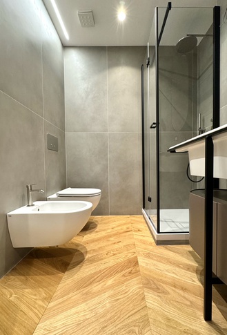 Bagno in stile contemporaneo di 3 di dsdstudio Bagno in stile contemporaneo di 3 di dsdstudio