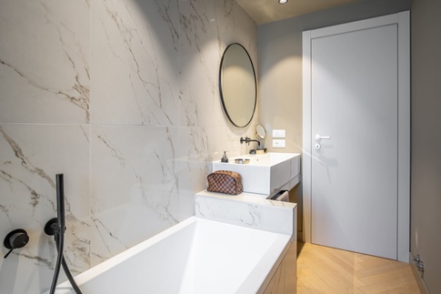 Bagno in stile contemporaneo di 6 di giorgio davide manzoni architetto Bagno in stile contemporaneo di 6 di giorgio davide manzoni architetto