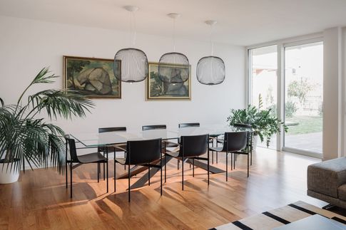 Soggiorno in stile minimal di 50 di domECO