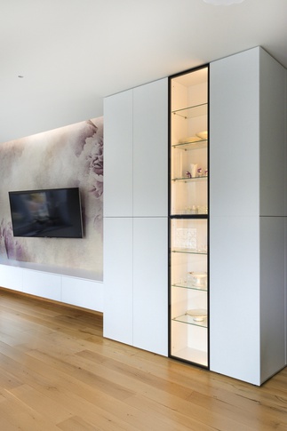 Open Space in stile contemporaneo di 50 di Studio MAC Open Space in stile contemporaneo di 50 di Studio MAC