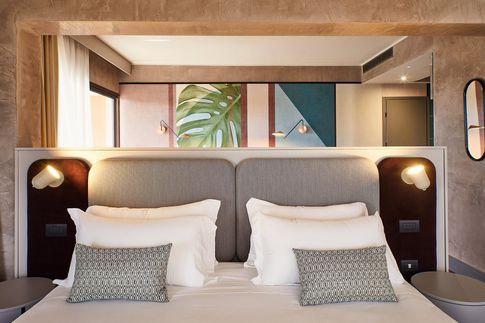 Camera da Letto in stile contemporaneo di 1 di Lorenzo Franzi | Fotografia