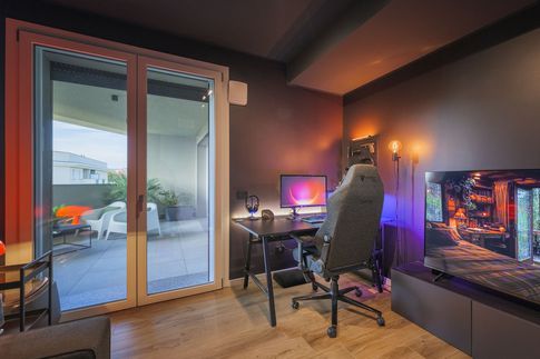Studio in stile contemporaneo di 9 di SaturninoStudio Architecture and Design Studio in stile contemporaneo di 9 di SaturninoStudio Architecture and Design