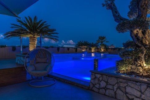 Terrazza in stile moderno di 250 di MOB Architects