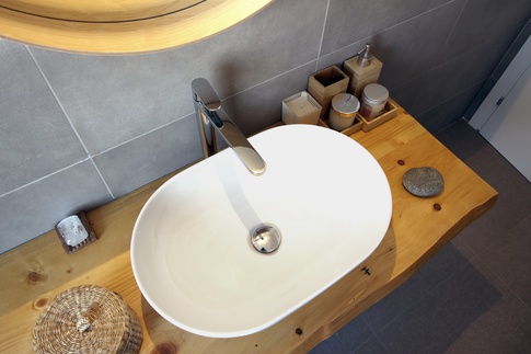 Bagno in stile contemporaneo di 5 di LD Arch & Design Bagno in stile contemporaneo di 5 di LD Arch & Design