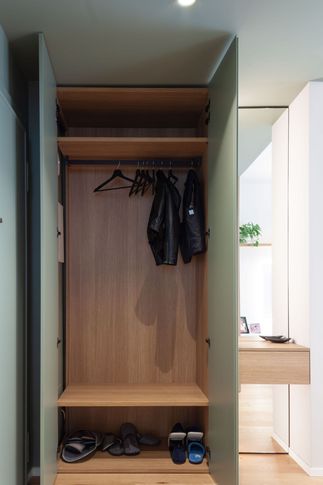 Open Space in stile moderno di 28 di SuMisura Architetti