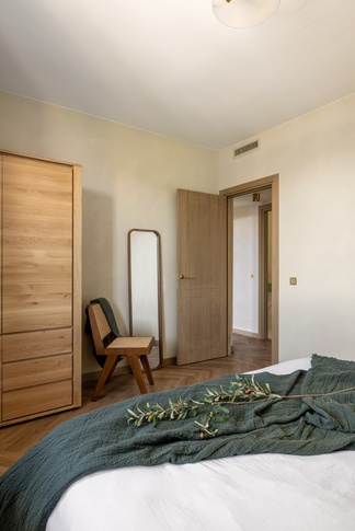 Camera da Letto in stile contemporaneo di 14 di Giulia Dalena Camera da Letto in stile contemporaneo di 14 di Giulia Dalena