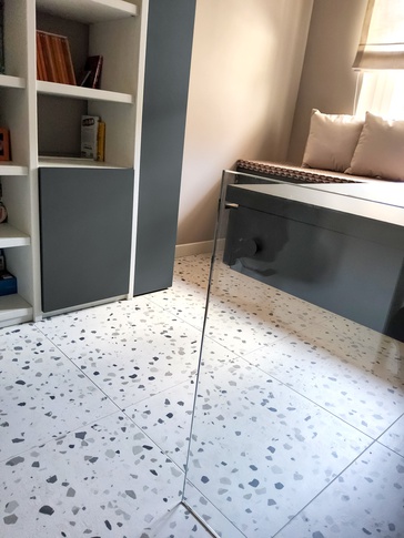 Studio in stile contemporaneo di 8 di Studio MAC