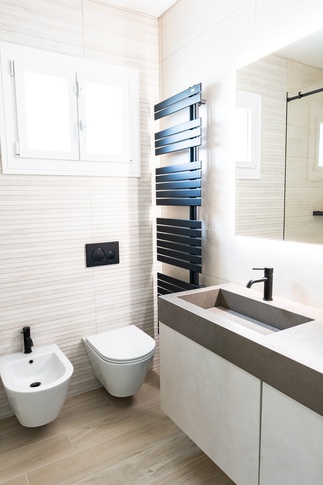 Bagno in stile contemporaneo di 5 di AD Design Bagno in stile contemporaneo di 5 di AD Design