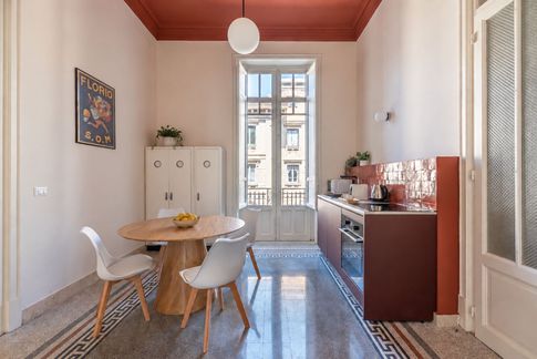 Open Space in stile mediterraneo di 20 di Marila Fasulo Architetto