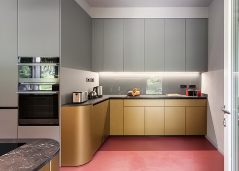 Cucina in stile contemporaneo di 13 di TGA_Studio