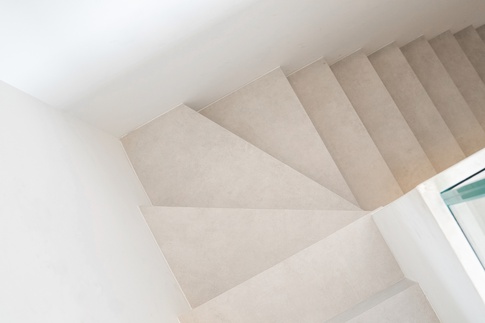 Scale in stile moderno di 3 di Bossi Vigorito Building Interior