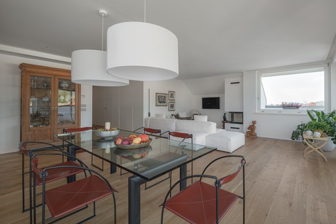 Sala da Pranzo in stile contemporaneo di 40 di Nicoletta Zanella